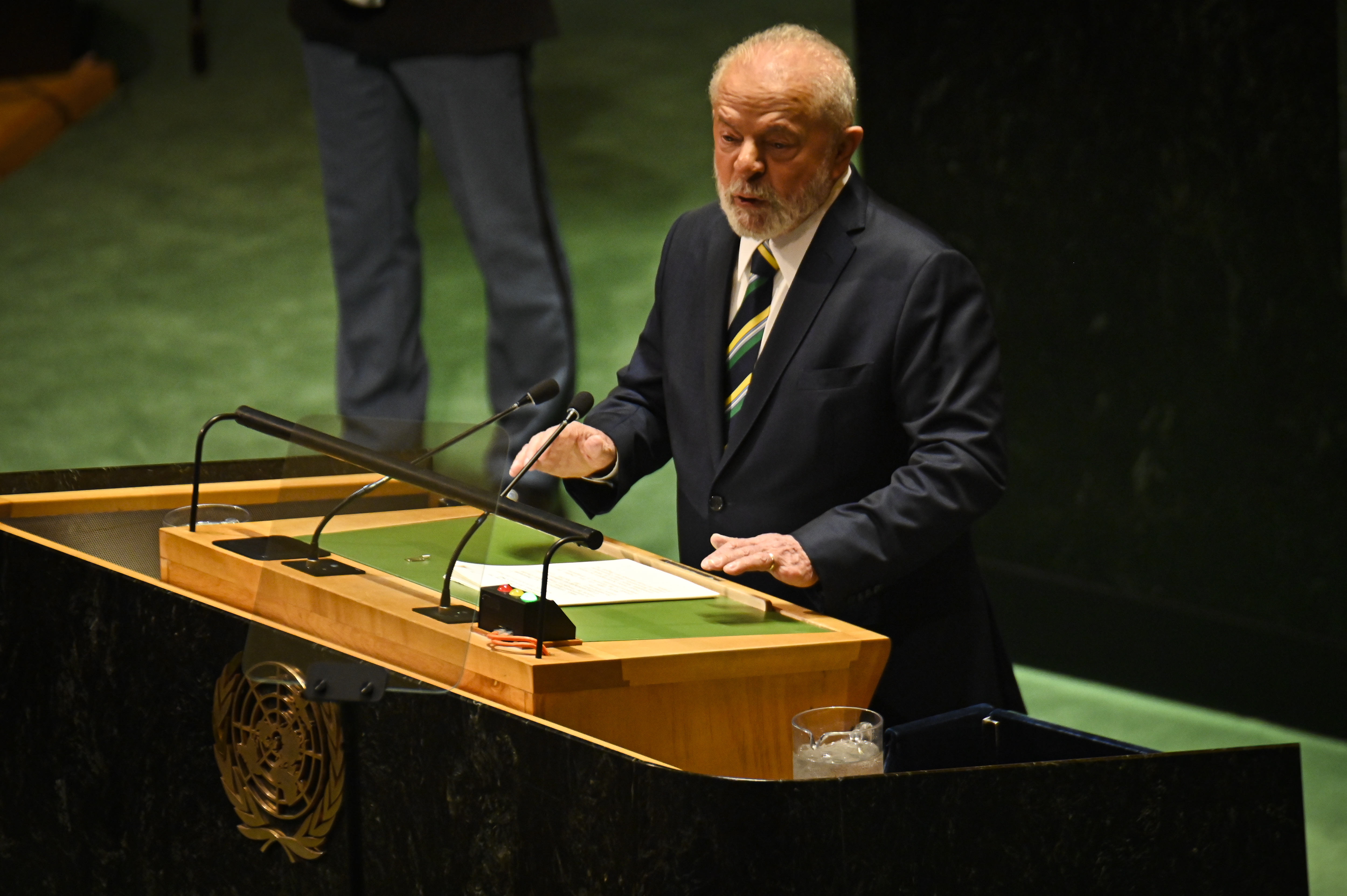 Lula, de regreso a la diplomacia, con el dilema de apoyar militarmente a Ucrania