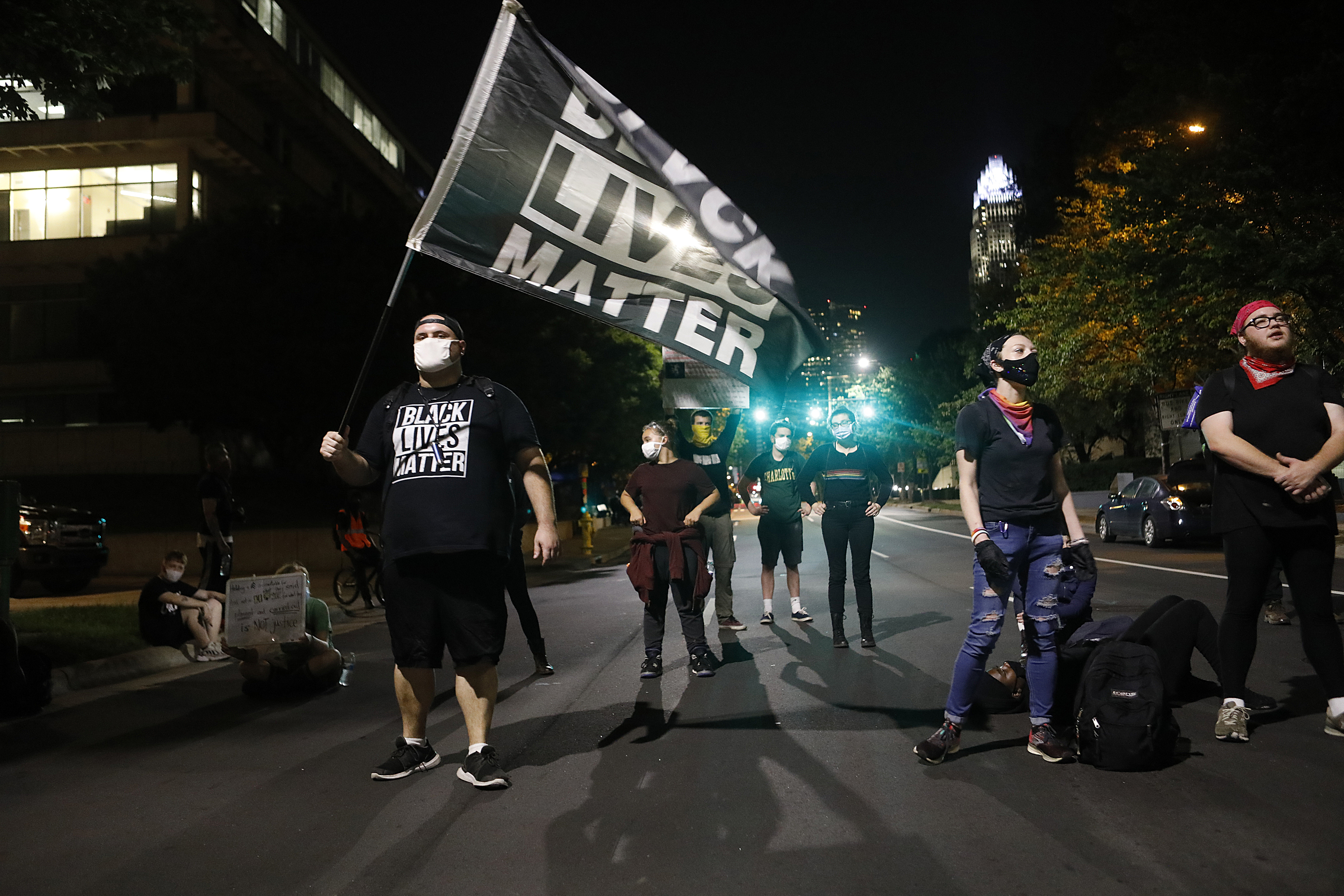 Estados Unidos: protestas antirracistas, ciudadanos armados y Trump promoviendo la violencia