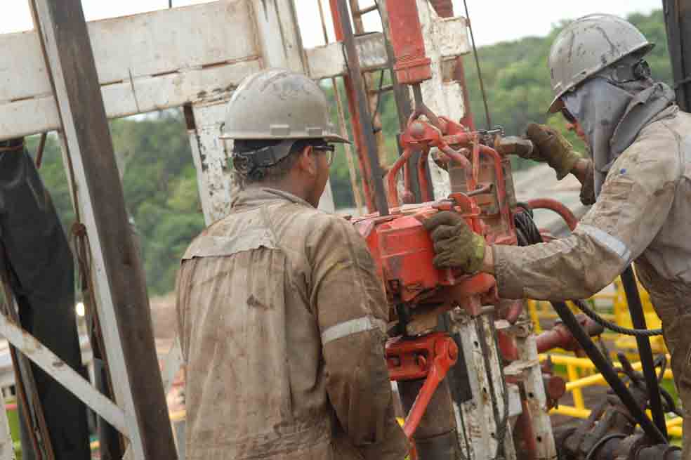 Por fin despega producción petrolera