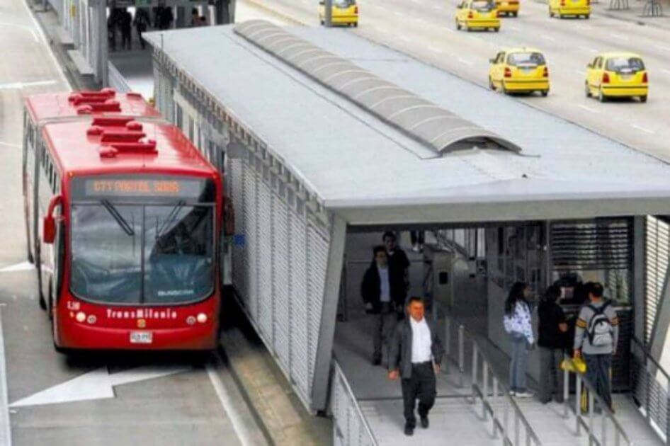 Más de 68.000 personas se han movilizado este domingo en Transmilenio