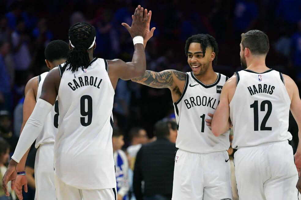 Los Nets sorprenden a los 76ers en el inicio de los playoffs de la NBA
