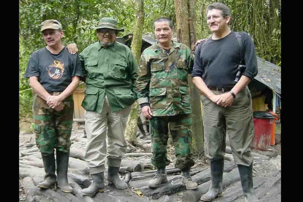 Los miembros del Comando Central (Coce) del Eln: Israel Ramírez Pineda o "Pablo Beltrán"; Rafael Sierra Granados, alias "Ramiro Vargas"; Nicolás Rodríguez Bautista, más conocido como "Gabino", y Eliécer Herlington Chamorro Acosta, alias "Antonio García". Foto difundida por las autoridades hace diez años.