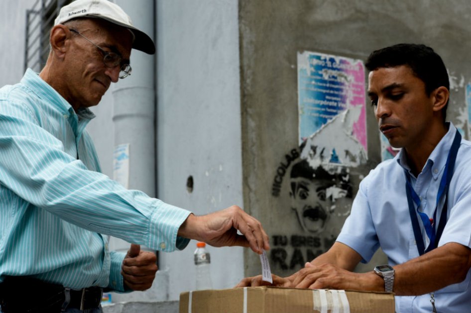 Así es el largo y difícil camino hacia el revocatorio contra Maduro