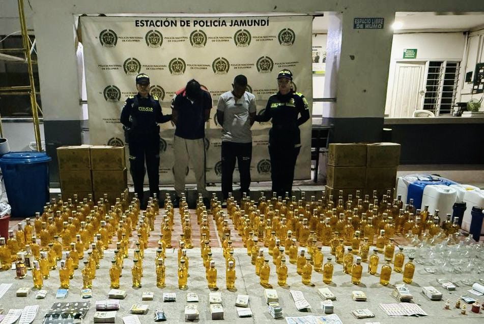 Incautaron licor adulterado que sería distribuido en el Petronio Álvarez en Cali