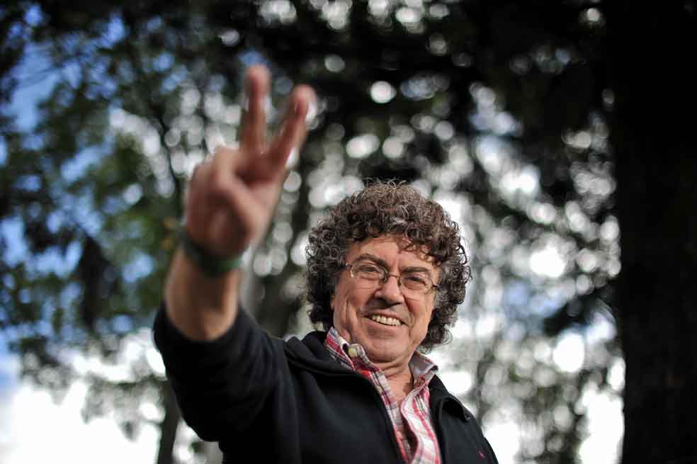 El cantautor argentino, Piero, manifiesta su apoyo al movimiento indígena