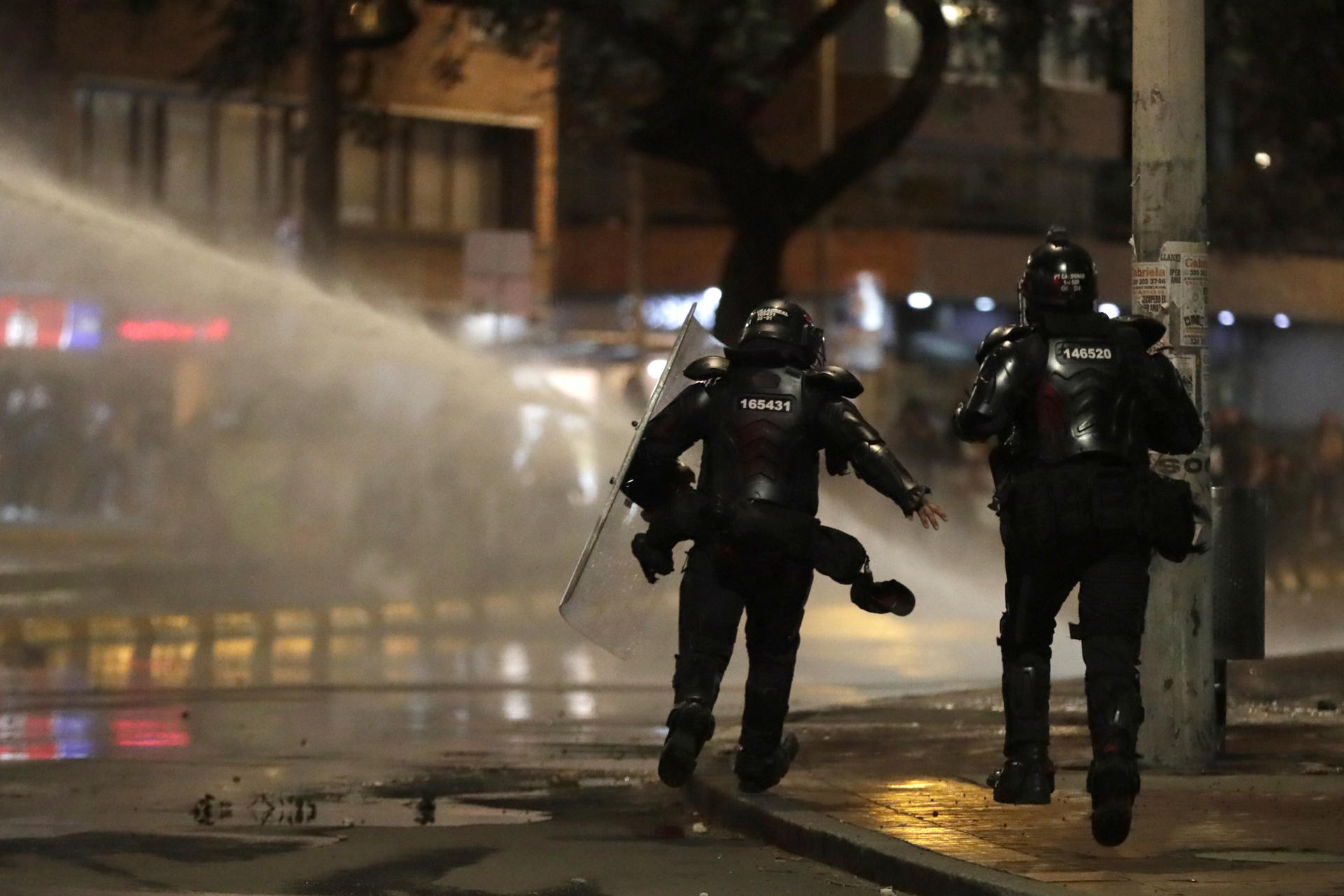Embajada de EE. UU. advierte posibles disturbios durante protestas en Bogotá