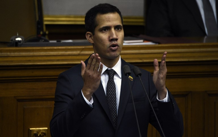 Parlamento venezolano declara ilegítimo y usurpador a Maduro