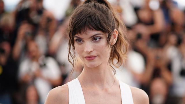 Charlbi Dean, protagonista de “Triangle of sadness”, muere a los 32 años