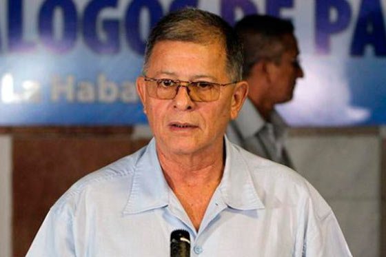 Farc defienden ‘visitas’ a Cuba sin permiso del presidente Santos
