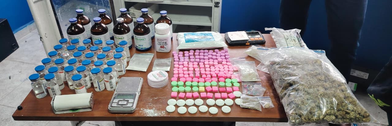 Así descubrieron un laboratorio clandestino de drogas sintéticas en una casa del Restrepo