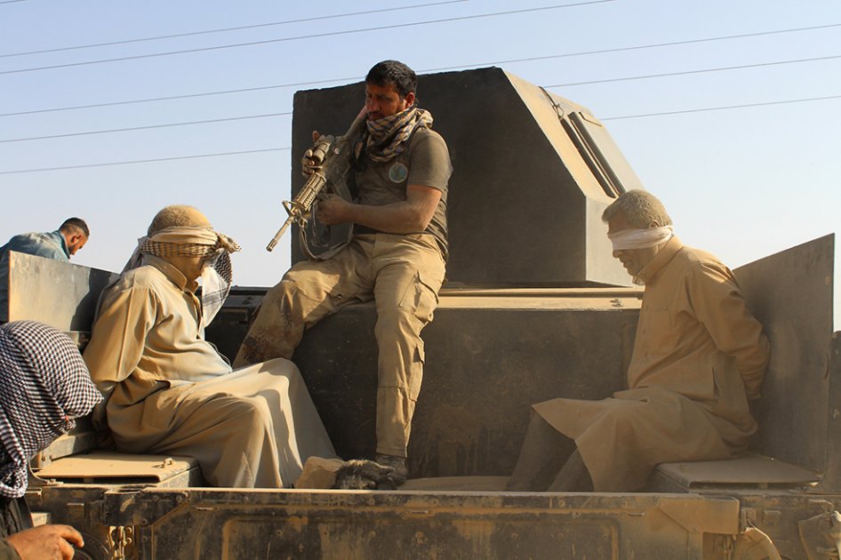 Combatientes del Estado Islámico se retiran de uno de sus feudos en Irak