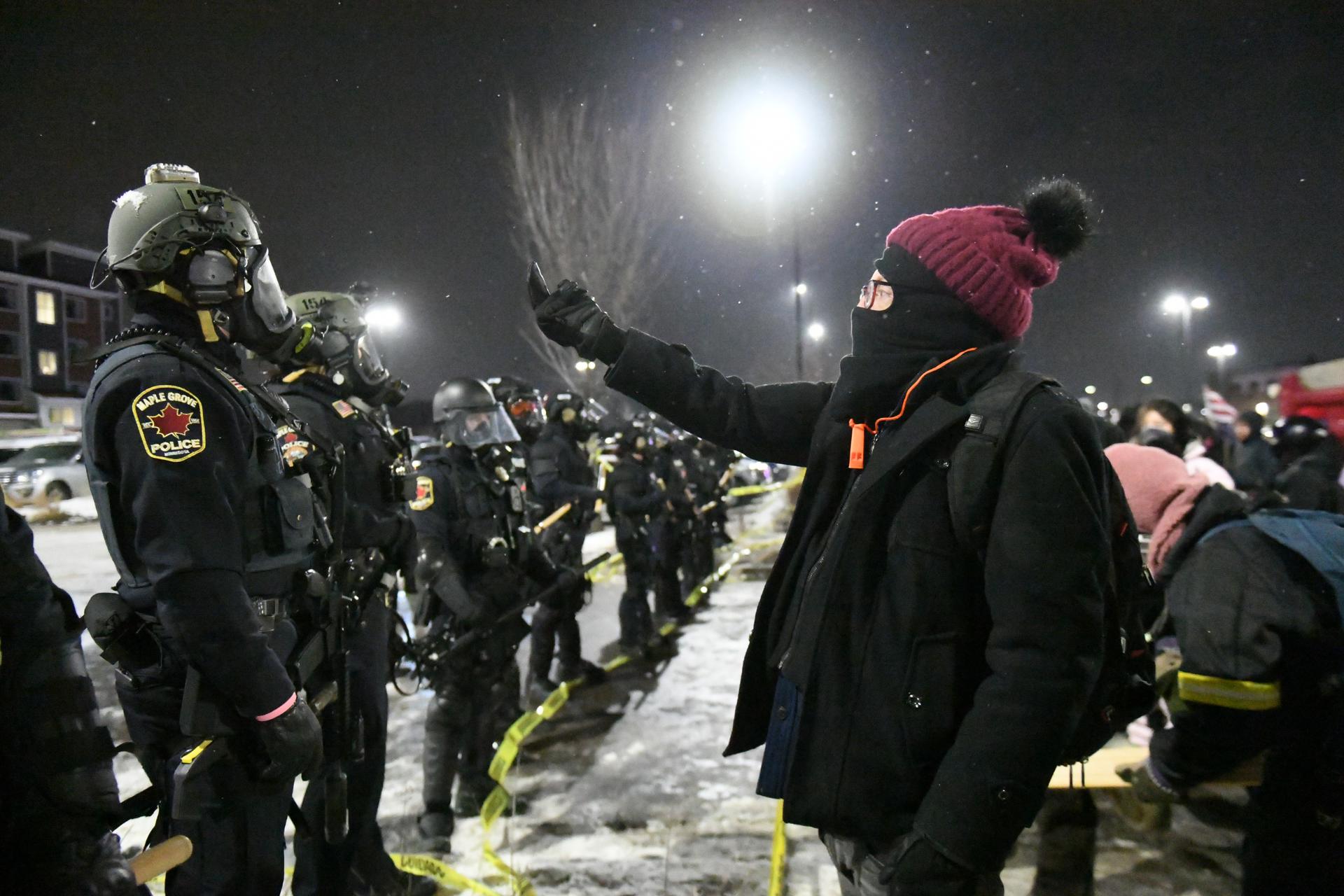 Un paso atrás de Trump en su ofensiva migratoria en Mineápolis: 700 agentes dejan la ciudad