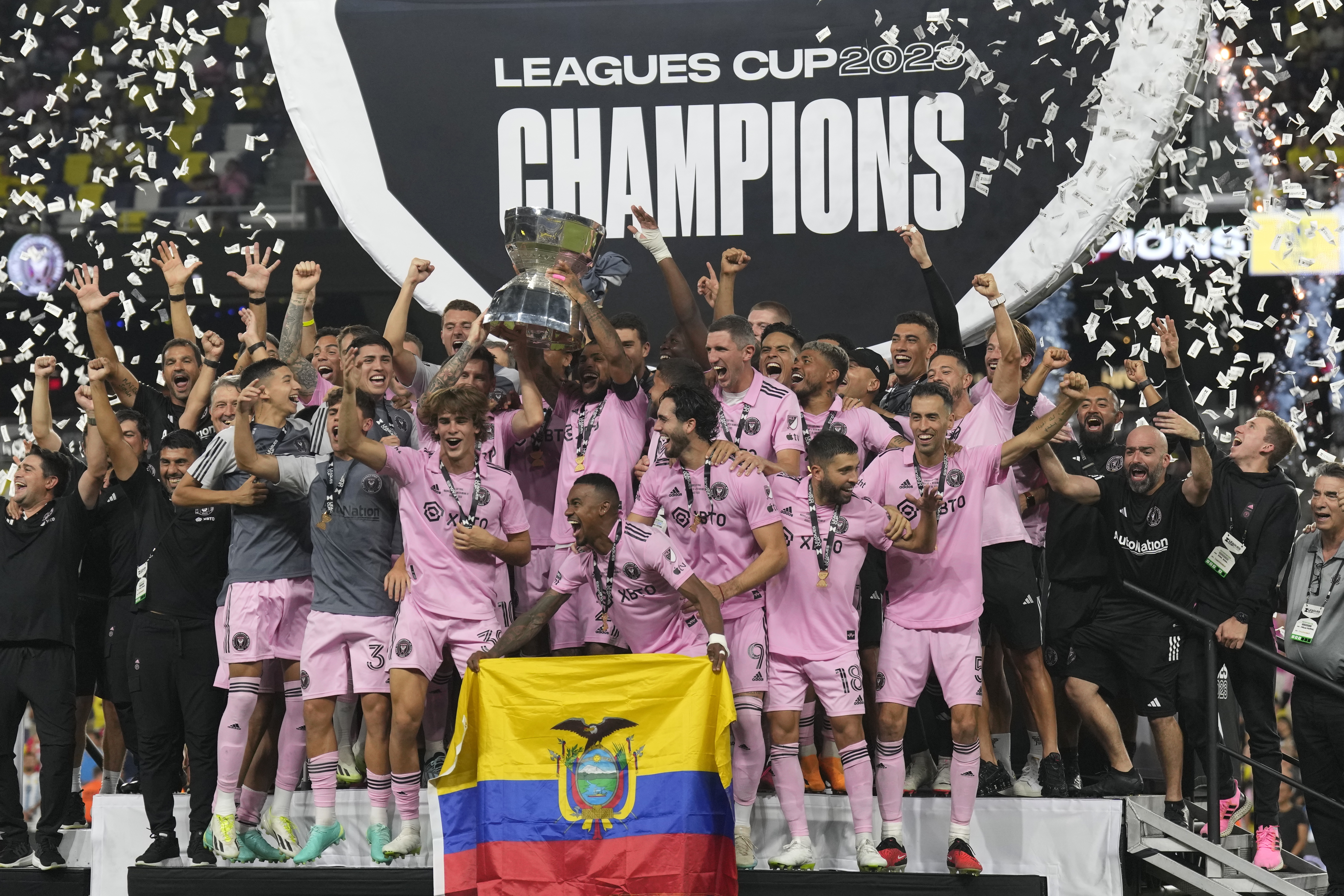 Nashville (United States), 19/08/2023.- Inter Miami CF celebrates after winning the 2023 Leagues Cup final between Nashville SC and Inter Miami CF at Geodis Park in Nashville, Tennessee, USA, 19 August 2023. EFE/EPA/MARK HUMPHREY