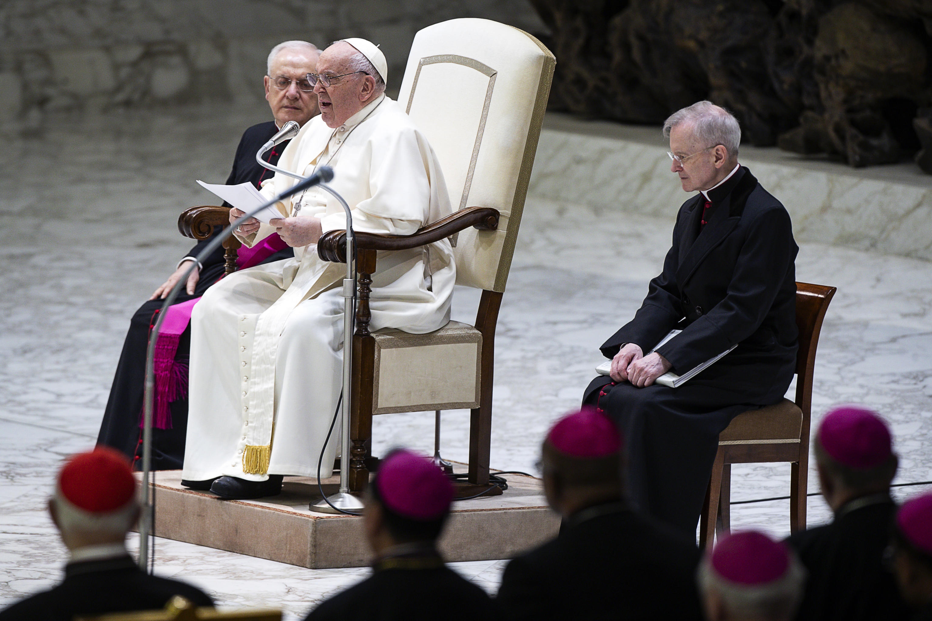 El papa Francisco sobre rechazo a bendecir parejas homosexuales: “¡es hipocresía!”