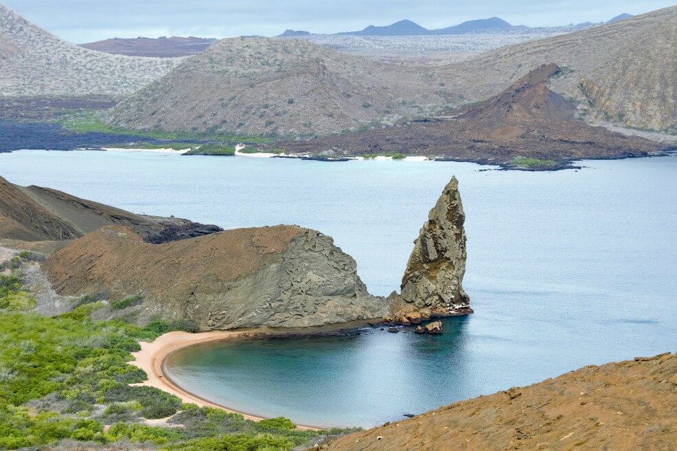 En islas Galápagos solo sobreviven los yates de lujo más fuertes