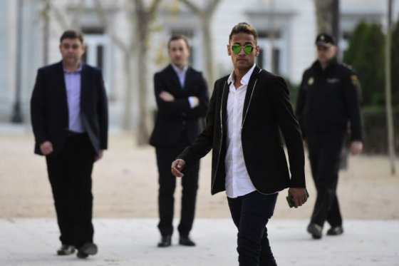 Tribunal brasileño mantiene embargo del patrimonio de Neymar