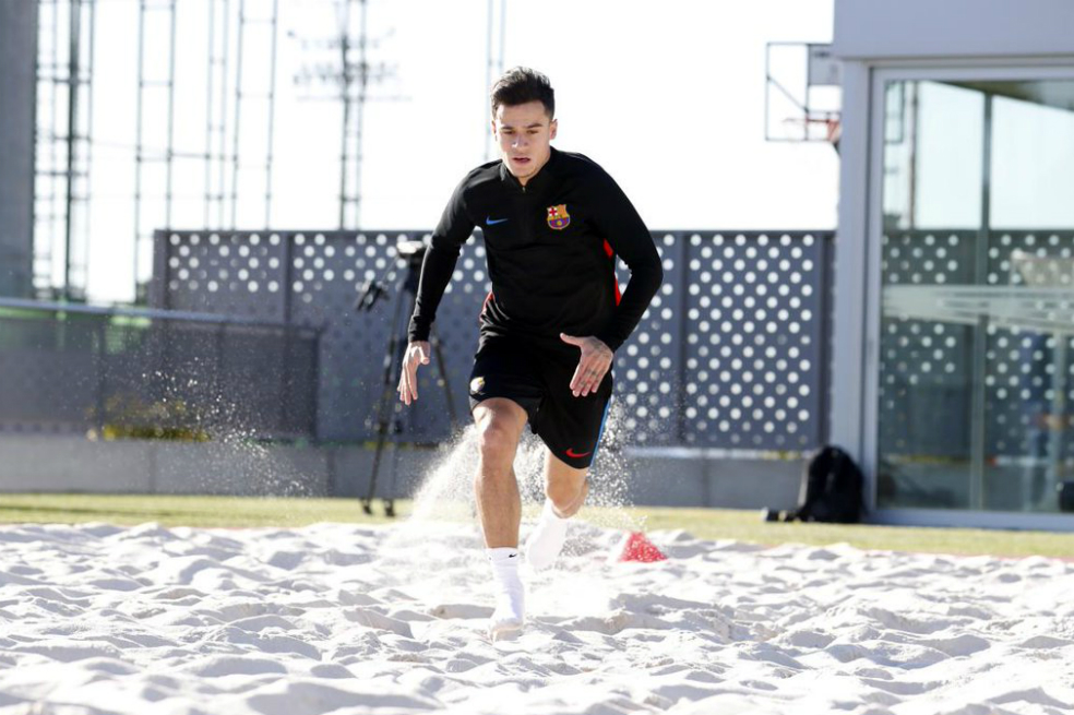 Coutinho empezó trabajos de recuperación con el Barcelona