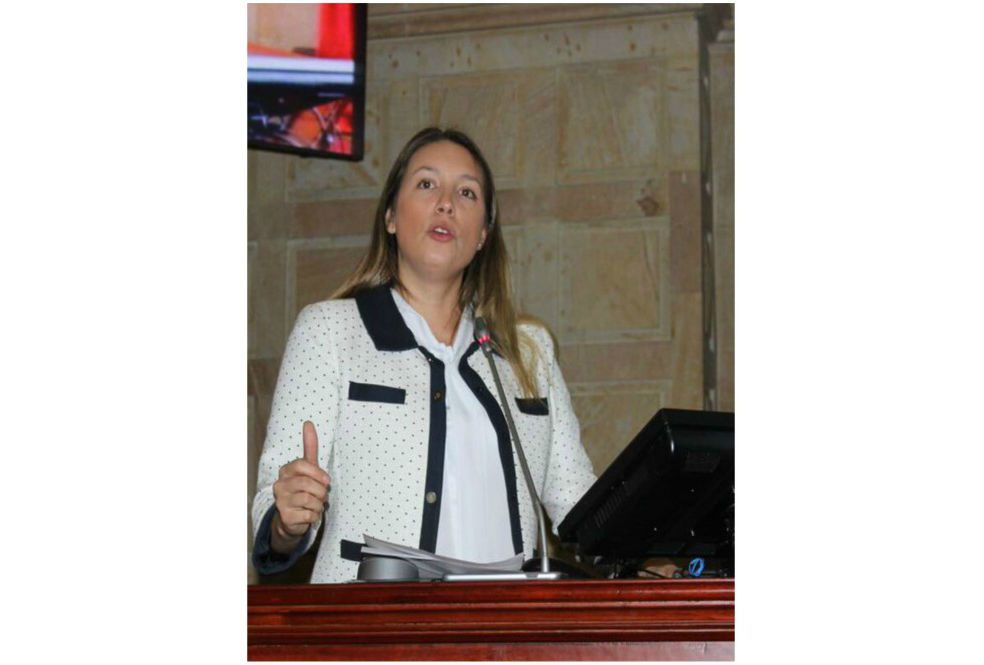 Corte Suprema abre investigación a los congresistas Sara Piedrahita y Daniel Cabrales