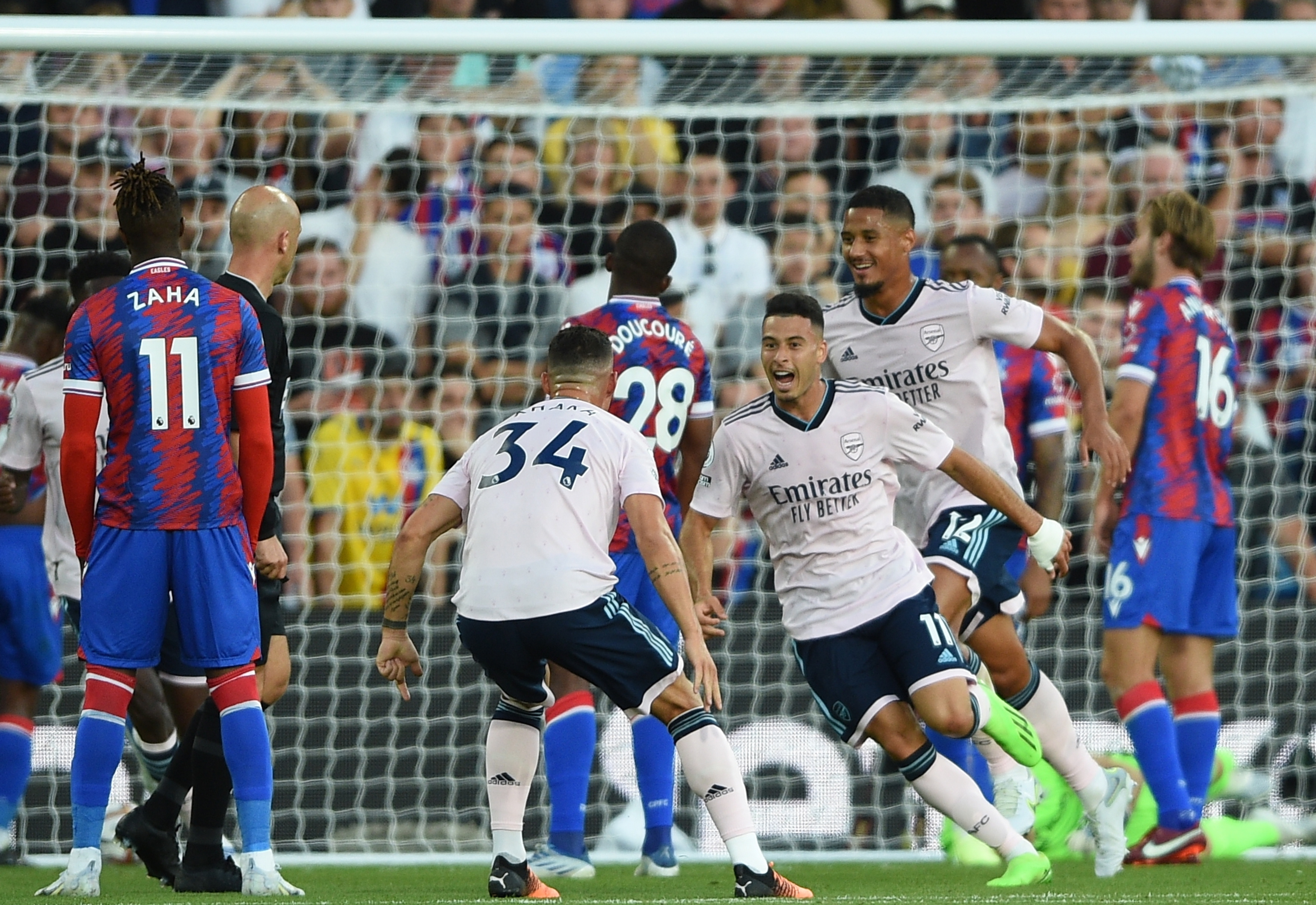 Arsenal empezó con pie derecho en la Premier League: le ganó 0-2 al Crystal Palace