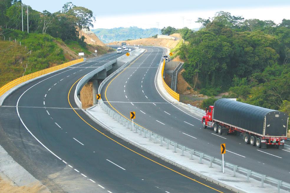 Las alertas de corrupción que no fueron oídas en la Ruta del Sol