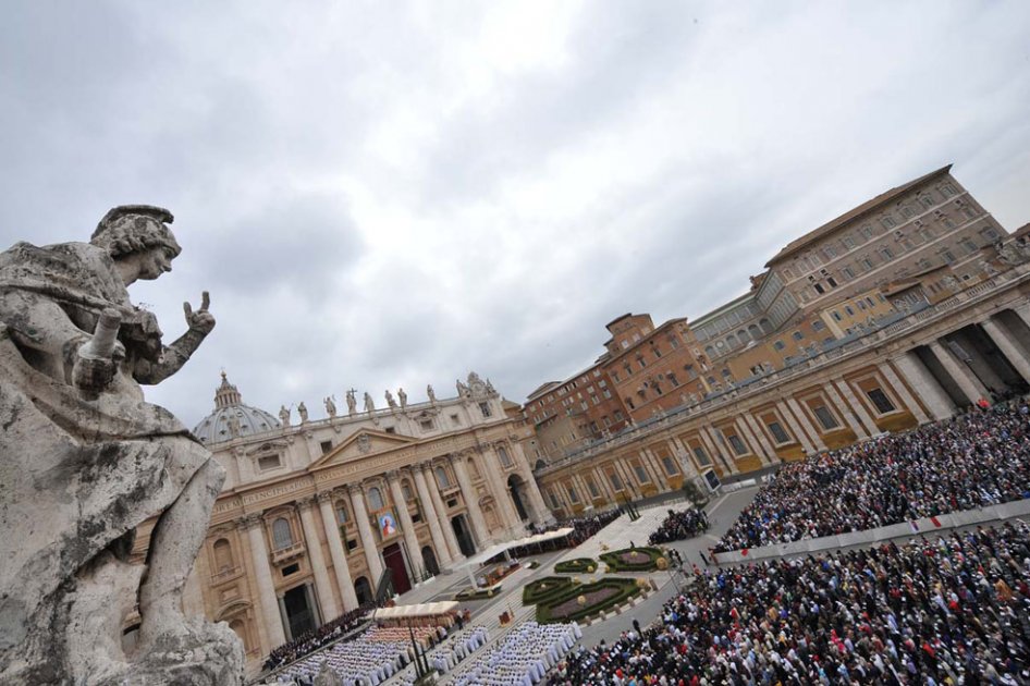 Vaticano pide suspender Constituyente por «hipotecar el futuro» de Venezuela