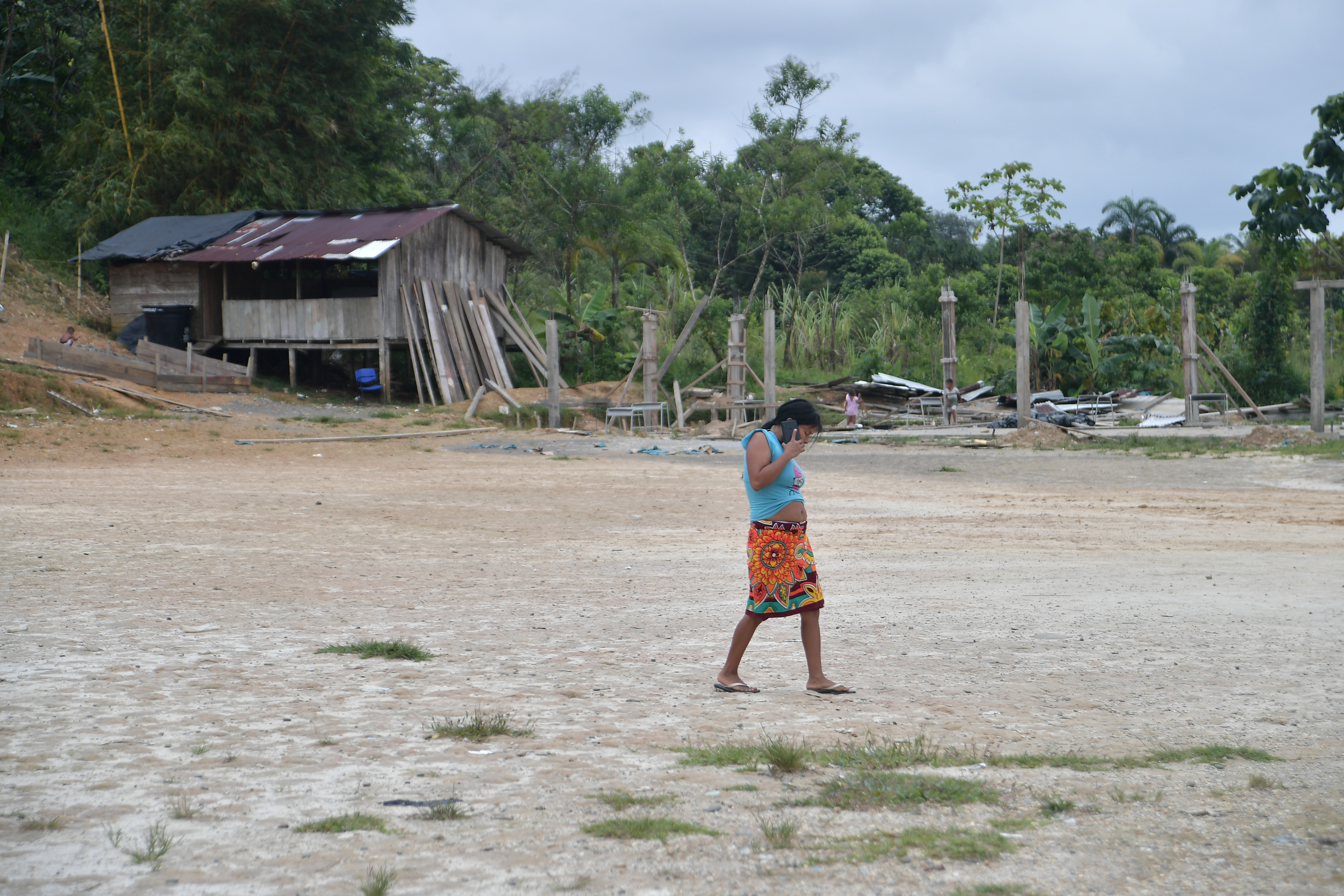 El cese al fuego que no fue en Chocó: continúan confinamientos, minas y suicidios