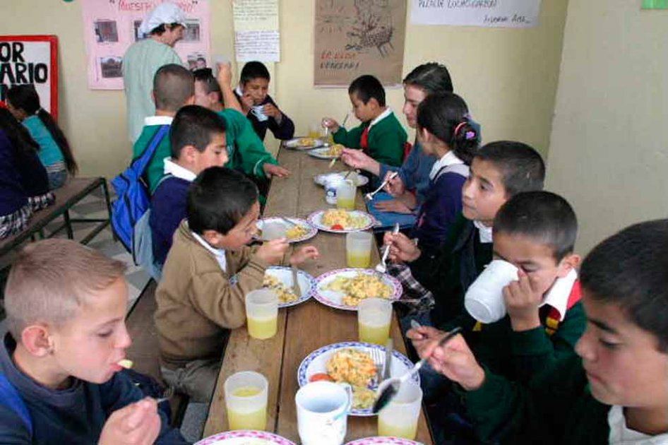Distrito dice que niños que salen a vacaciones no se quedarán sin alimentación