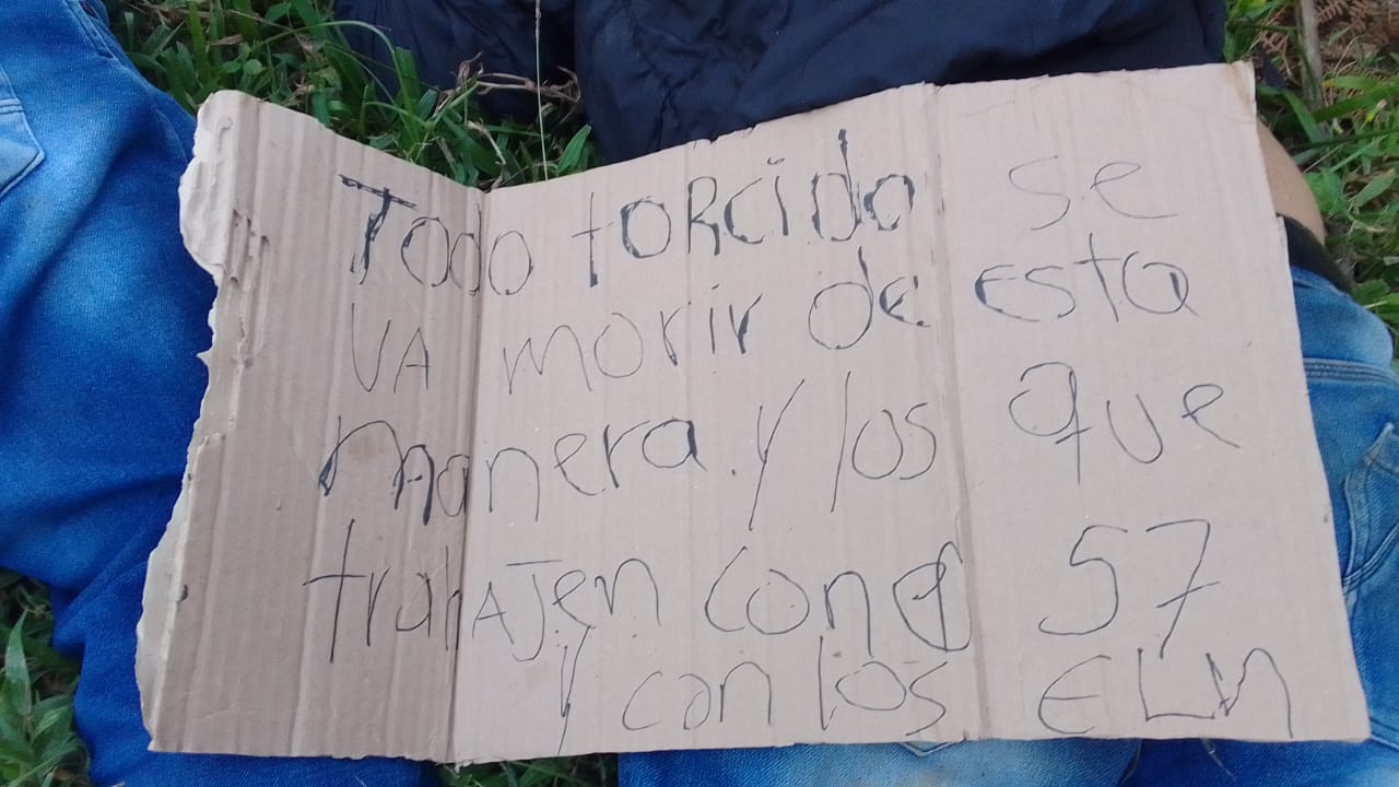 Encontraron los cuerpos de dos hombres con un letrero amenazante en Caloto, Cauca