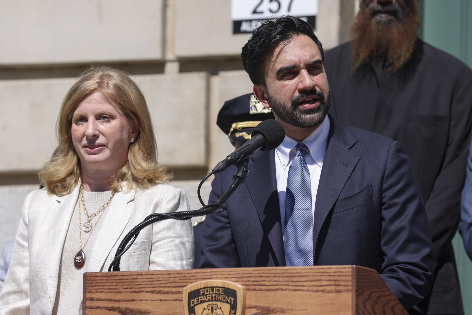 Nueva York cobrará nuevo impuesto a casas de lujo de no residentes impulsado por Mamdani
