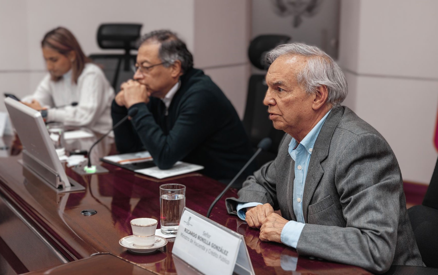 Minhacienda urge a la banca a priorizar proyectos ambientales en la región