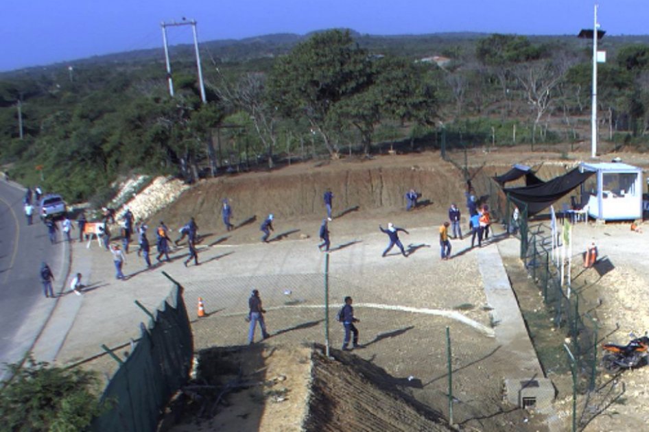 Protesta tiene frenada construcción de terminal de regasificación en Cartagena