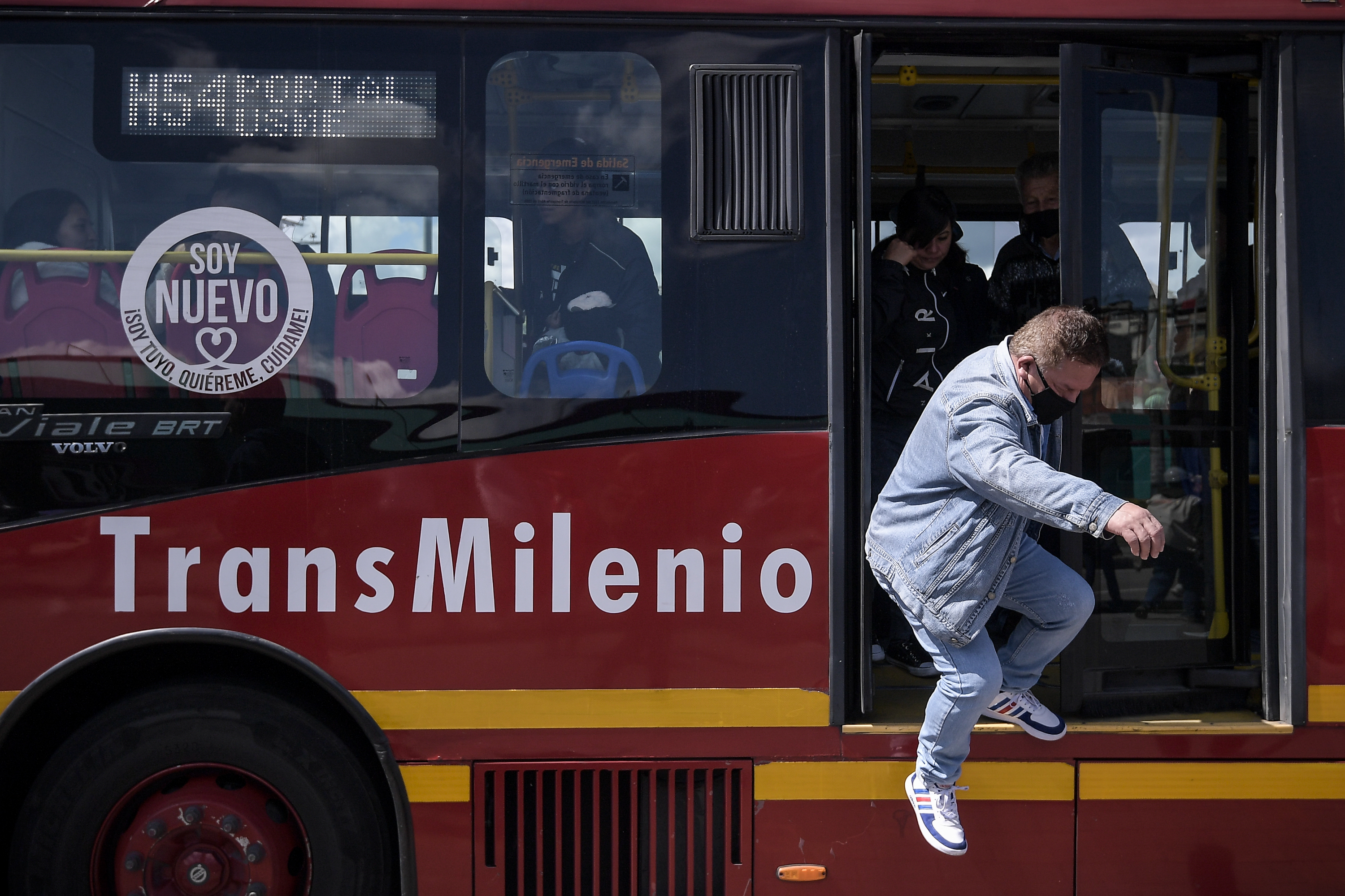 Opinión: ¿Quién le pone freno a los problemas de Transmilenio? | EL  ESPECTADOR