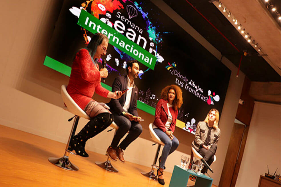 Universidad EAN abre fondo de becas para personas trans
