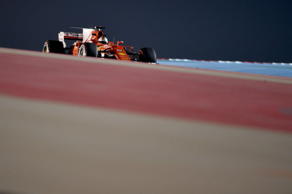 Vettel dominó las prácticas para el GP de Baréin