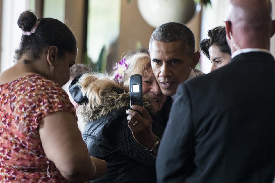 Obama defiende y elogia a las mujeres con el fin de encontrar votos