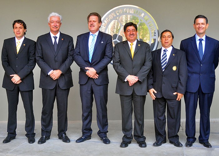 Los miembros del Comité Ejecutivo de la FCF en 2015 fueron sancionados.