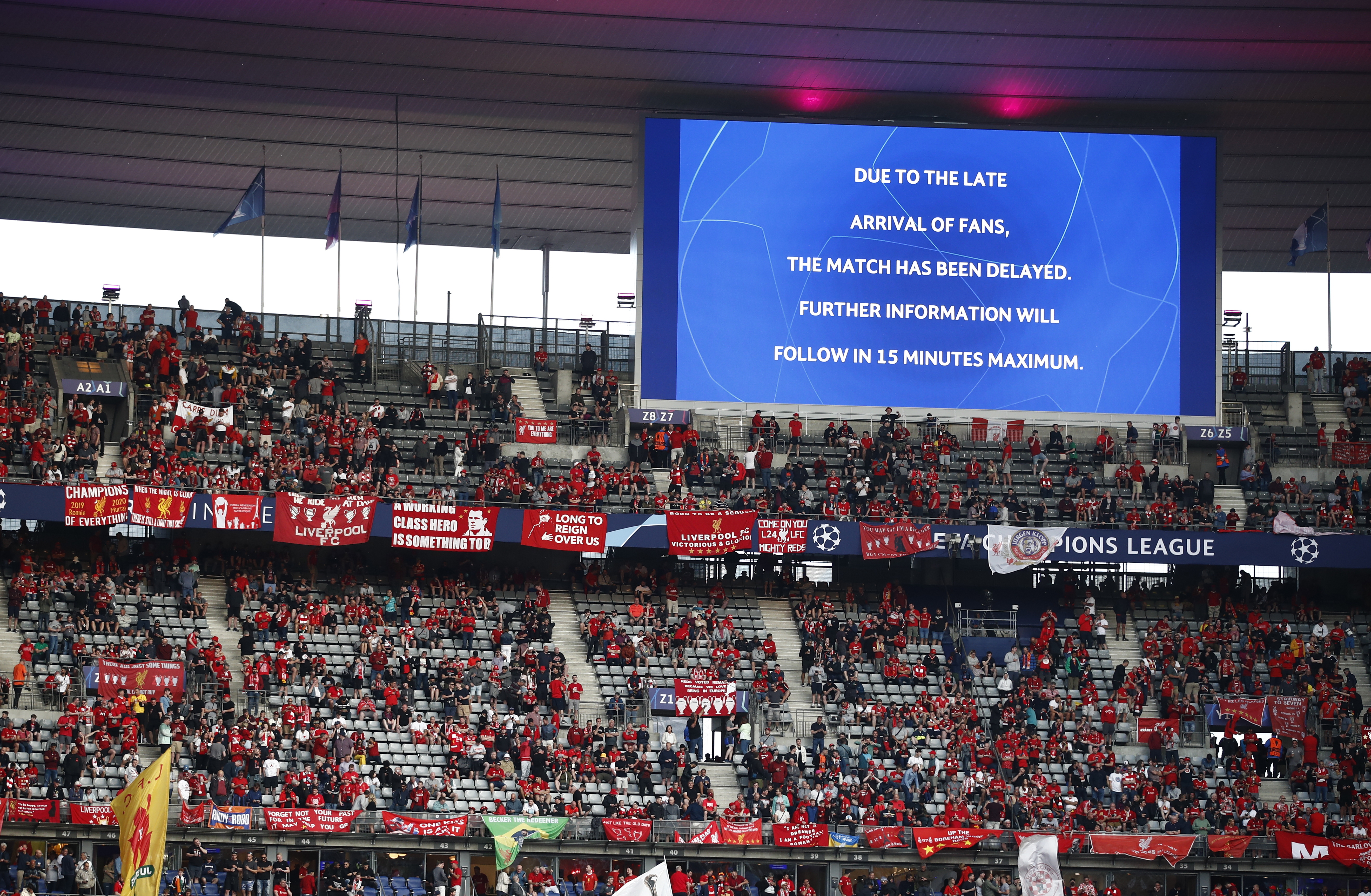 ¿Por qué se retrasó la final de la Champions League entre Liverpool y Real Madrid?