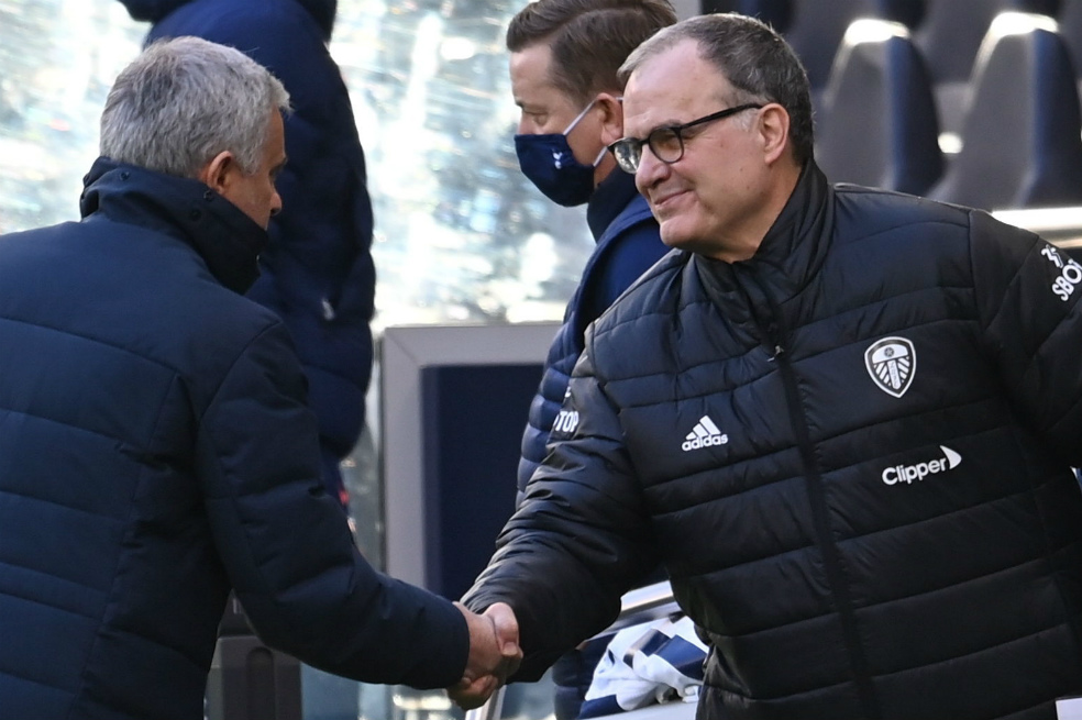 El Tottenham de Mourinho goleó 3-0 al Leeds de Bielsa