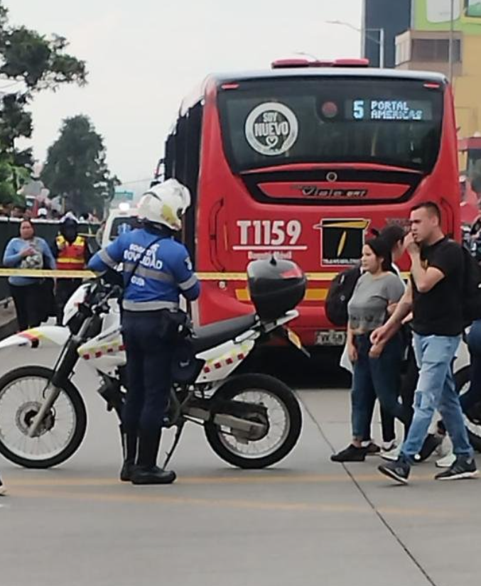Peatón perdió la vida tras ser atropellado por un Transmilenio