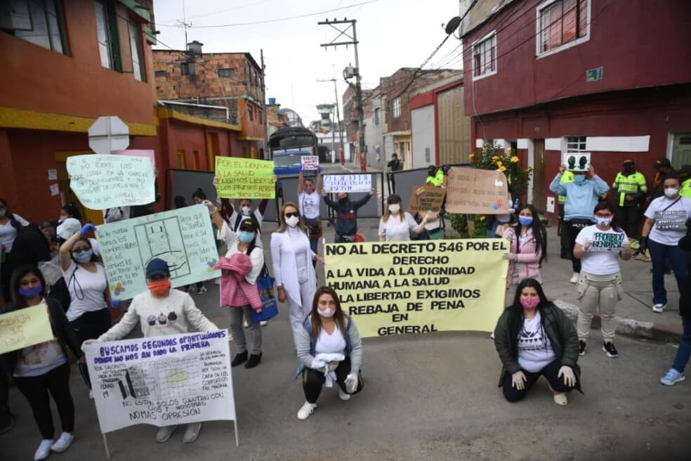 Esposas y madres de internos de la cárcel La Modelo exigieron una excarcelación masiva