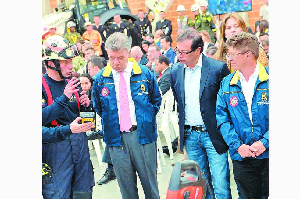 El presidente Juan Manuel Santos y el alcalde Gustavo Petro, en el lanzamiento del Centro Nacional Logístico. /SIG