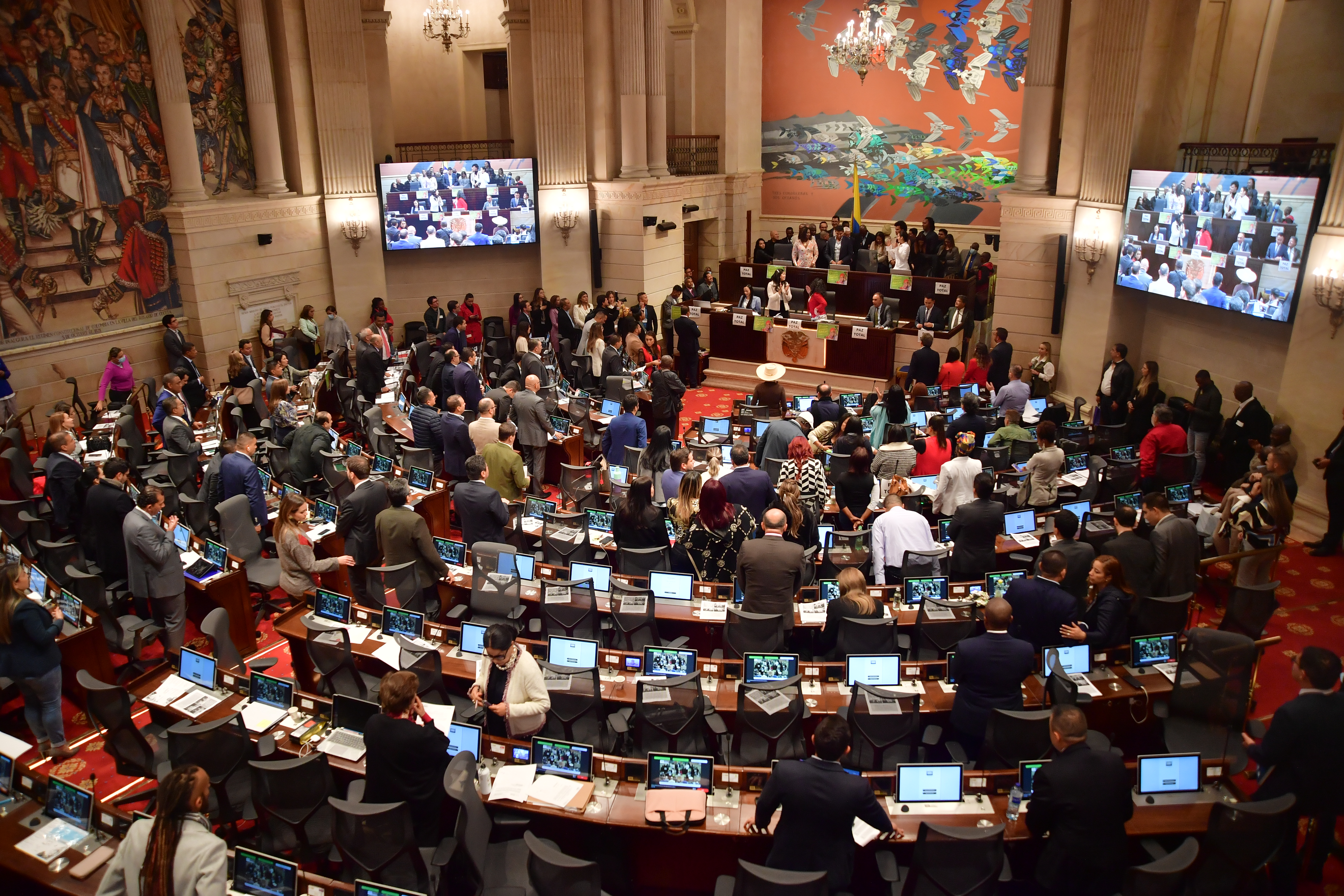 Centro Esperanza votará “no” a reforma política si no se hacen cambios