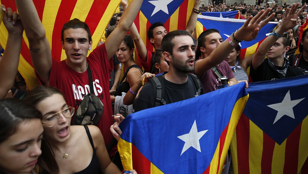 Independentistas catalanes protestan tras un año del referéndum