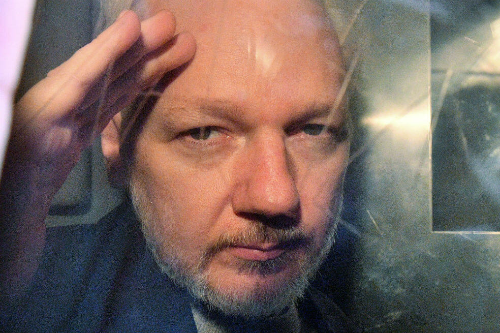 El Reino Unido firma la orden de extradición de Julian Assange a EE.UU.