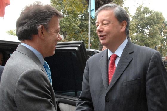 Gabriel Silva, santista pura sangre, se le adelantó al presidente en su reelección