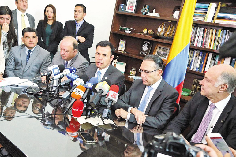 Primeras críticas a la ley estatutaria de la JEP