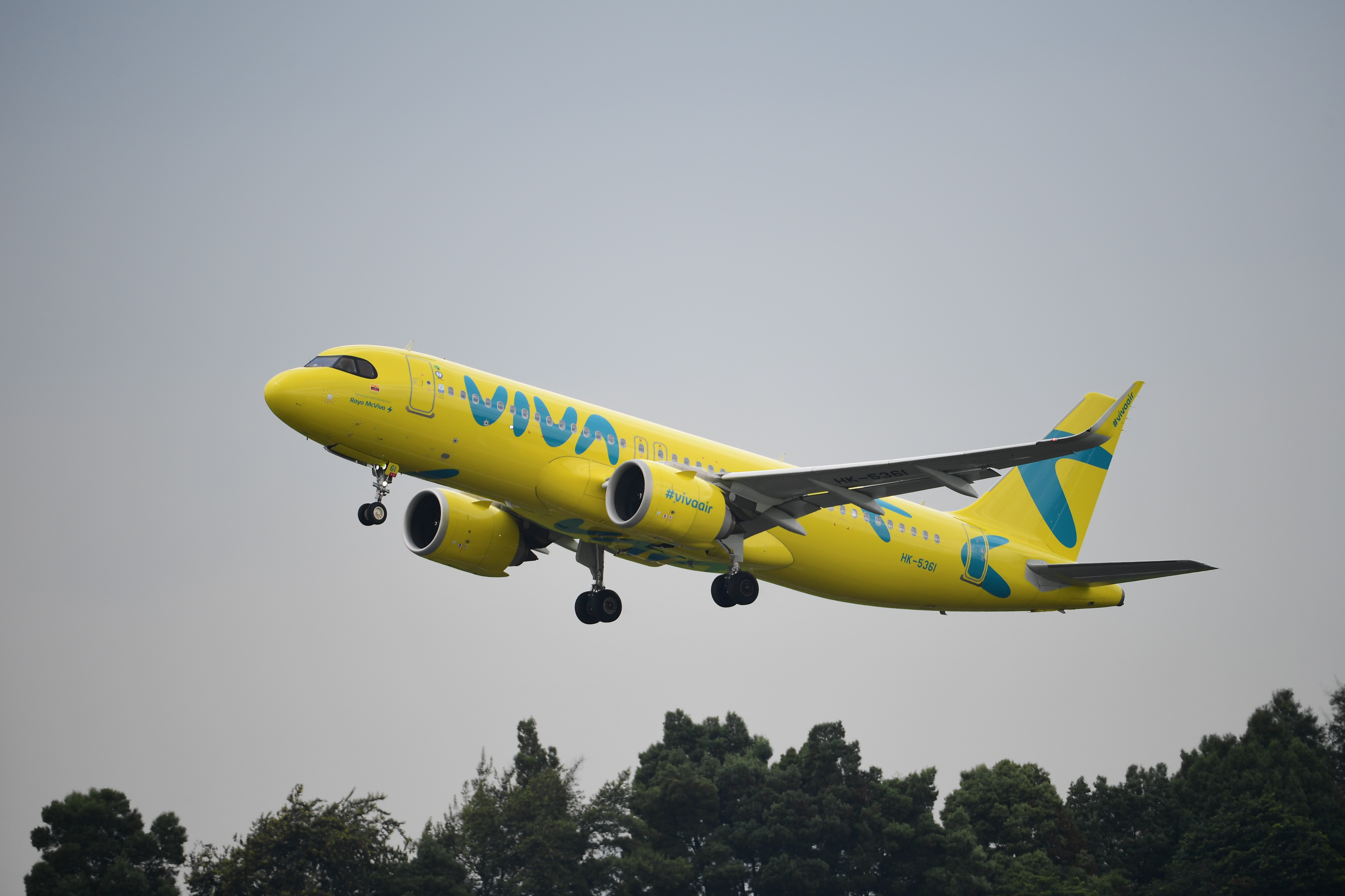 Supersociedades confirma multa a controlantes de Fast Colombia, dueña de Viva Air