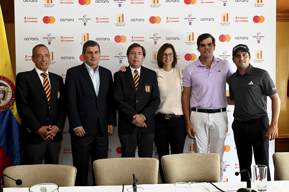 Iván Barrios, Andrés Aguirre, Guillermo Cabrera, Alex Baldwin Ricardo Celia  y Mateo Fernández