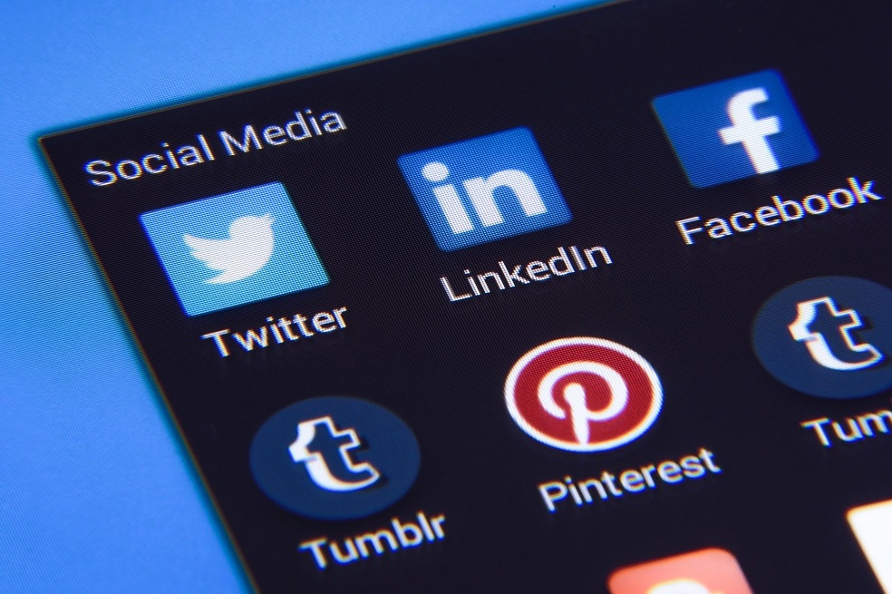 Corte Constitucional evaluará derecho a la libertad de expresión redes sociales