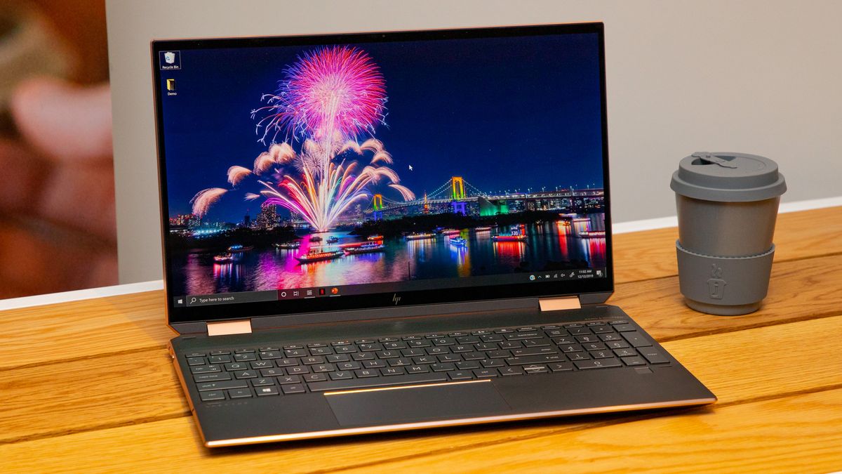 Aunque no se proporcionan detalles específicos sobre este modelo, la línea Spectre de HP es conocida por su rendimiento superior y su diseño elegante.
